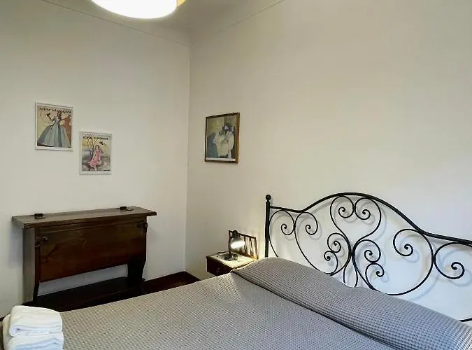 Martina Al Colosseo * Ρώμη