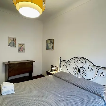 Martina Al Colosseo * Roma